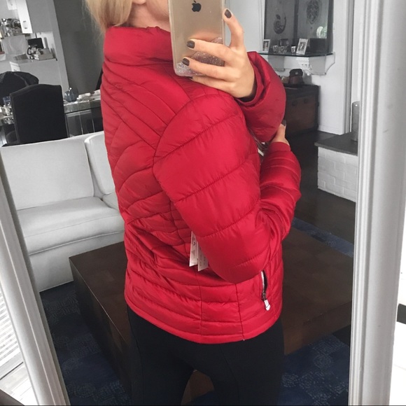 🆕 DARK RED SNOBBISH PUFFER JACKET! - Picture 7 of 13